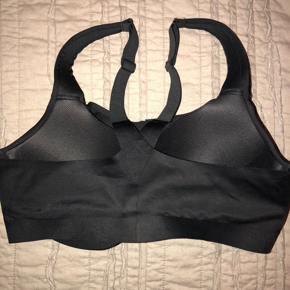 Victoria Secret zip up sports bra - Picture 2 of 3